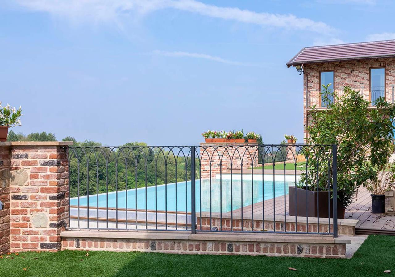 I Quattro Pozzi Guest House La Morra Bagian luar foto