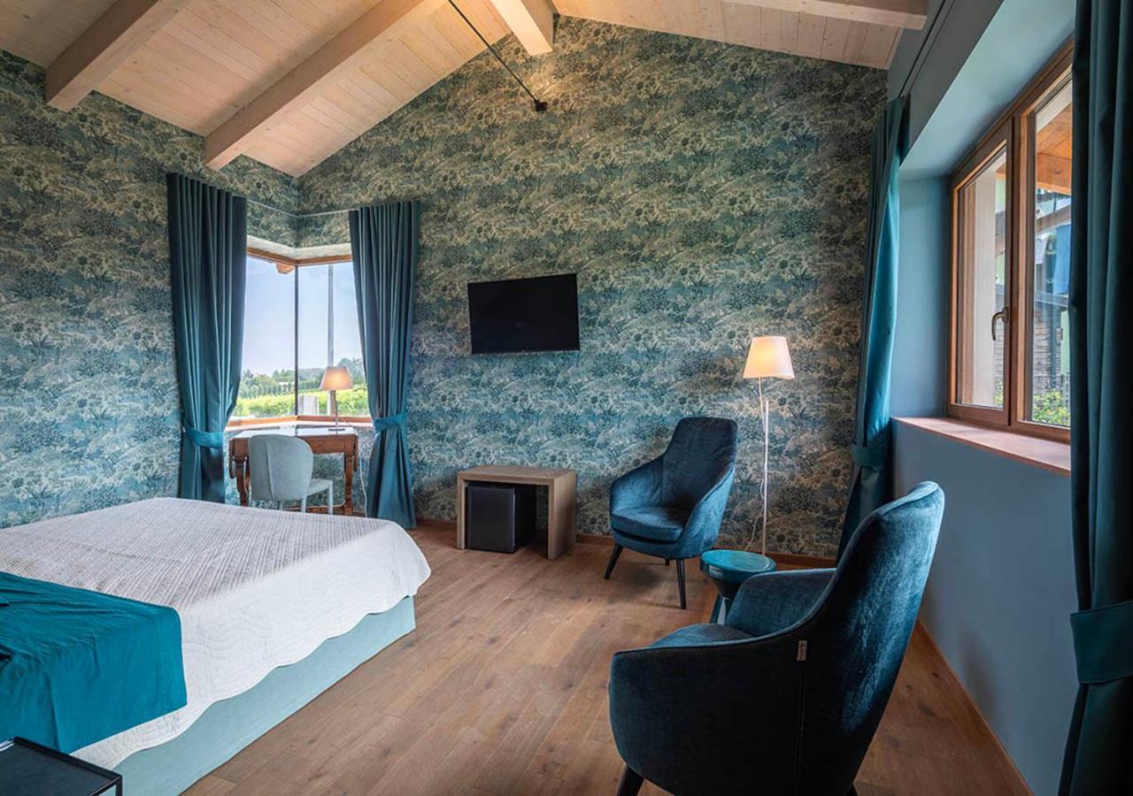 I Quattro Pozzi Guest House La Morra Bagian luar foto